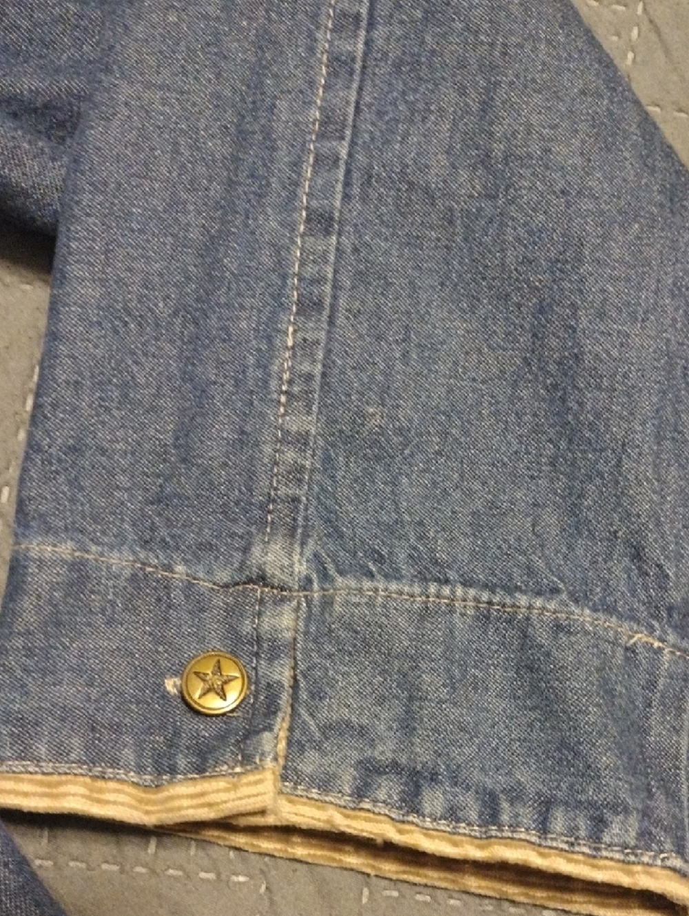 Vintage Teddi Blue Denim Jacket with Tan Corduroy Collar and Red Stitching - Picture 6 of 14